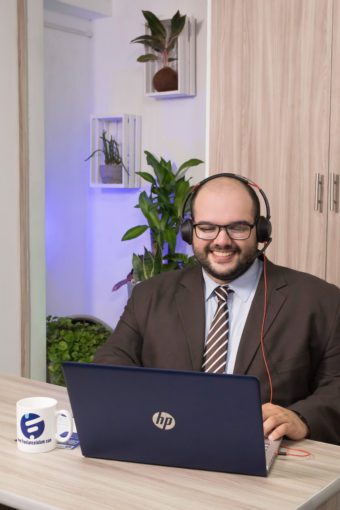 IT Help Desk working from Latam