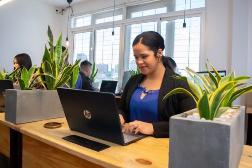 Virtual Admin Assistants from LATAM help you save money and perform perfectly from our coworking spaces